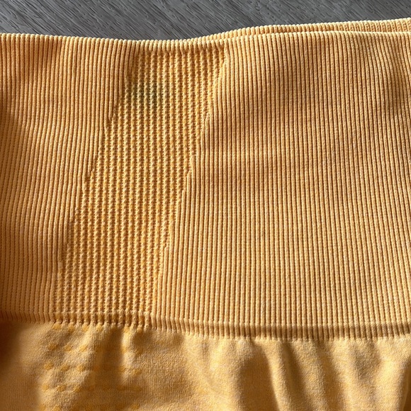 GYMSHARK VITAL SEAMLESS SHORTS - Picture 3 of 3